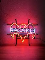 Bacardi glas neon lichtreclame / lamp, Ophalen of Verzenden, Nieuw, Lichtbak of (neon) lamp