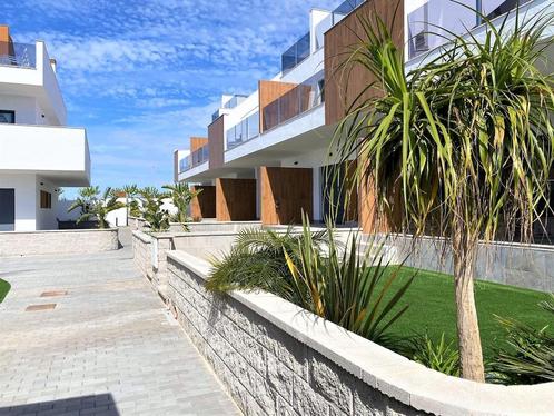 NIEUWBOUW WOONCOMPLEX IN PILAR DE LA HORADADA, Immo, Buitenland, Spanje, Woonhuis, Landelijk