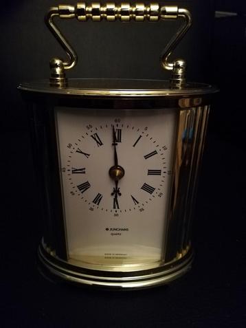 Horloge de table Junghans vintage à quartz fabriquée en Alle disponible aux enchères