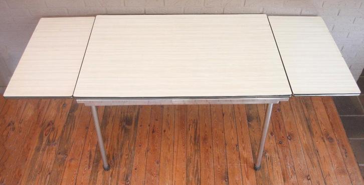 Witte Verlengbare Tafel Uit Jaren 60, Antiek en Kunst, Antiek | Meubels | Tafels, Ophalen