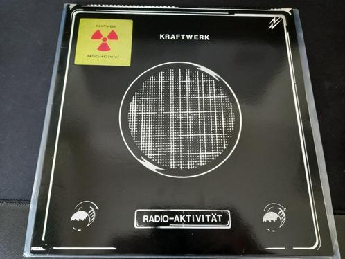 Kraftwerk ‎– Radio-Aktivität - Lp = Mint, Cd's en Dvd's, Vinyl | Overige Vinyl, Zo goed als nieuw, 12 inch, Ophalen of Verzenden