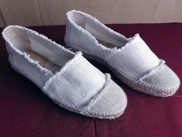 Sportieve Espadrilles: maat 37. beschikbaar voor biedingen