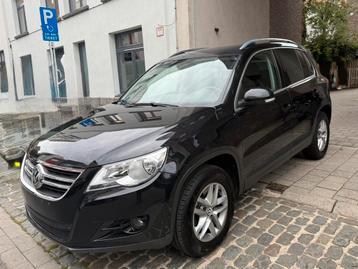 Volkswagen Tiguan / 2.0 TDI / 4 Motion / Trekhaak / Navi beschikbaar voor biedingen