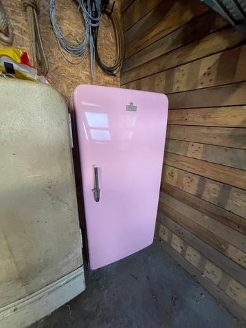 vintage frigo NESTOR MARTIN retro roze  beschikbaar voor biedingen