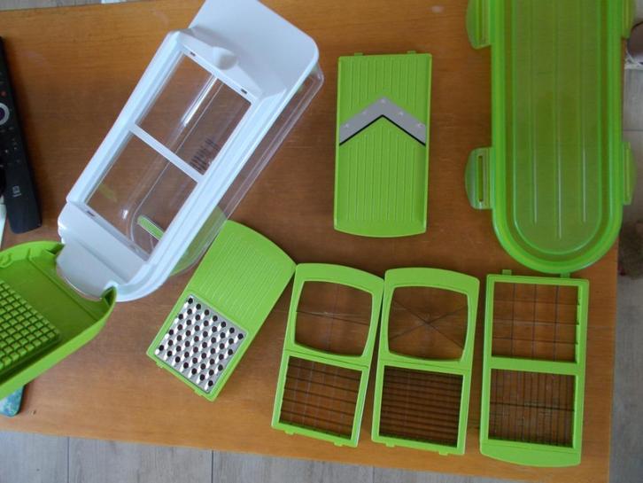 Beau bol à fruits ou à salade et 2déchiqueteuse de fruits et, Maison & Meubles, Accessoires pour la Maison | Plataux & Paniers