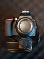 Nikon D3500 body (21.770 clicks), Spiegelreflex, Ophalen of Verzenden, Zo goed als nieuw, Nikon