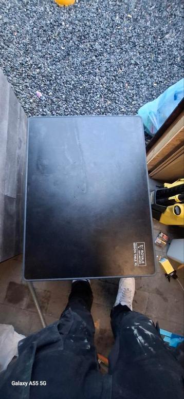 Fox xl tafel  beschikbaar voor biedingen