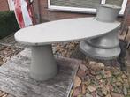 Grote polyester tuintafel met bloembak, Ophalen, Gebruikt, Ovaal, Kunststof