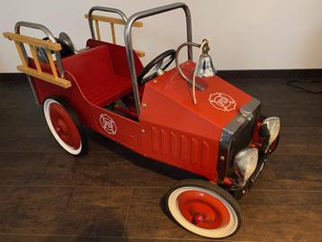 Great Gizmos Fire Engine Classic Pedal Car