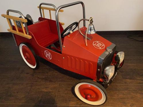 Great Gizmos Fire Engine Classic Pedal Car, Kinderen en Baby's, Speelgoed | Buiten | Voertuigen en Loopfietsen, Zo goed als nieuw