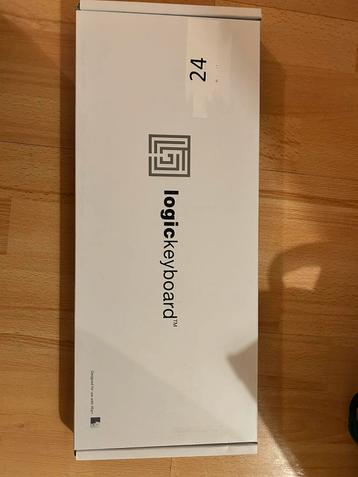 Astra Serias Keyboard beschikbaar voor biedingen