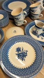 Churchill, out of theBlue ,Dinner en dessert servies. Nieuw., Ophalen of Verzenden