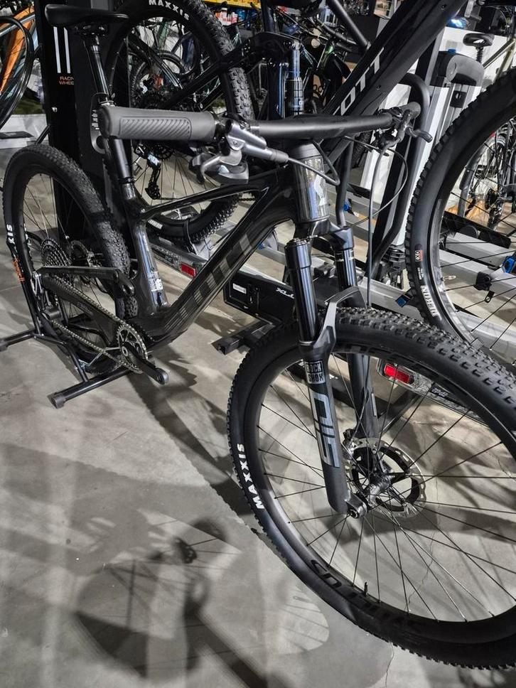 Scott Spark rc worldcup evo medium, Fietsen en Brommers, Fietsen | Mountainbikes en ATB, Zo goed als nieuw, Ophalen