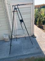driepoot met rooster, Tuin en Terras, Barbecue-accessoires, Ophalen, Zo goed als nieuw, BROIL KING
