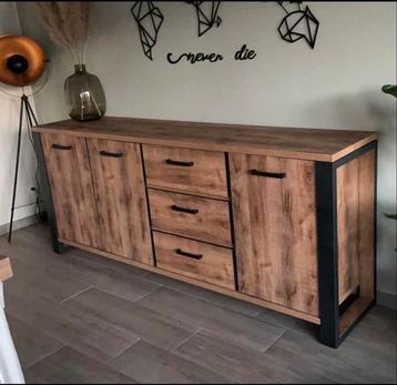 Dressoir + tv meubel beschikbaar voor biedingen