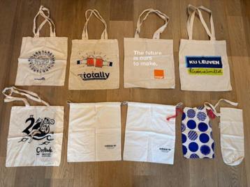 Tote Bags (Katoenen tassen) Adidas, Les Trapeziennes, Oosten beschikbaar voor biedingen