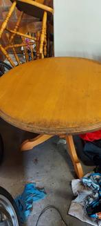 Eettafel + 4 stoelen in massief eikenhout, Rond, Gebruikt, Eikenhout, Vier personen