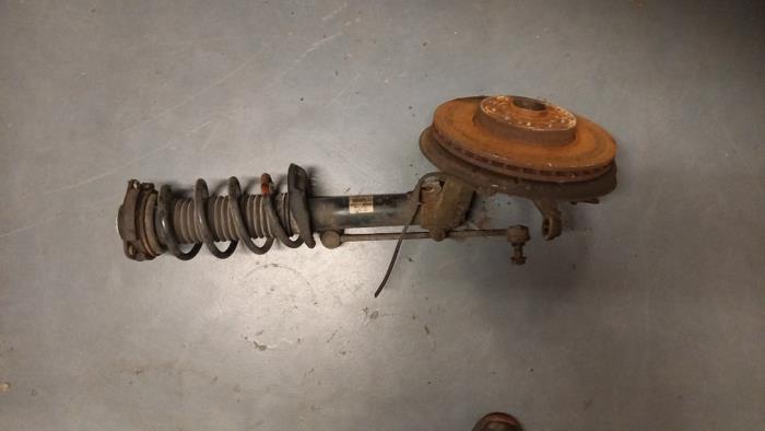 Barre amortisseur avant droit d'un Audi A3, Autos : Pièces & Accessoires, Suspension & Châssis, Audi, Utilisé, 3 mois de garantie