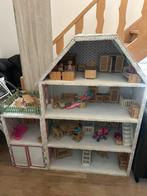 Groot  stevig houten poppenhuis, Kinderen en Baby's, Speelgoed | Poppenhuizen, Ophalen, Gebruikt, Poppenhuis