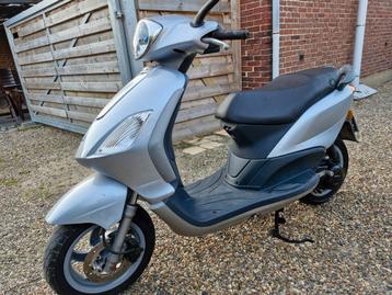 piaggio 50cc. 2 t. classe A, Enlèvement, Utilisé, Fly, Classe A (25 km/h)