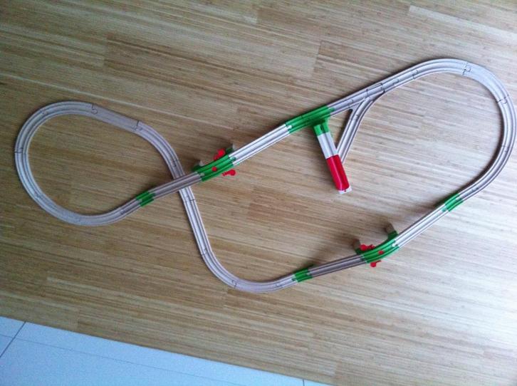 Eichhorn houten knikkertrein, Kinderen en Baby's, Speelgoed | Houten speelgoed, Zo goed als nieuw, Rij- of Hobbelspeelgoed, Ophalen