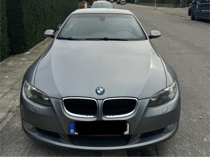 BMW 320i, Auto's, BMW, Particulier, 3 Reeks, Zetelverwarming, Benzine, Euro 5, Cabriolet, 2 deurs, Handgeschakeld, Zilver of Grijs