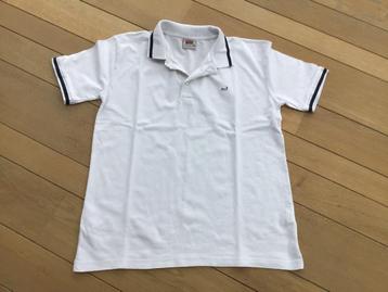 Schooluniformen SUI O.L.V.-Waver beschikbaar voor biedingen