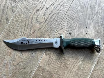 Jachtmes / Survivalmes beschikbaar voor biedingen