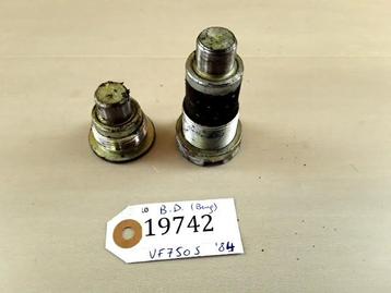 VF750S 1982 - 1983 Honda Bout Bout divers D1-37213 beschikbaar voor biedingen
