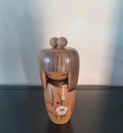 Mooie Kokeshi van Tanaka Kojo (Shigemi), Antiek en Kunst, Kunst | Beelden en Houtsnijwerken, Verzenden
