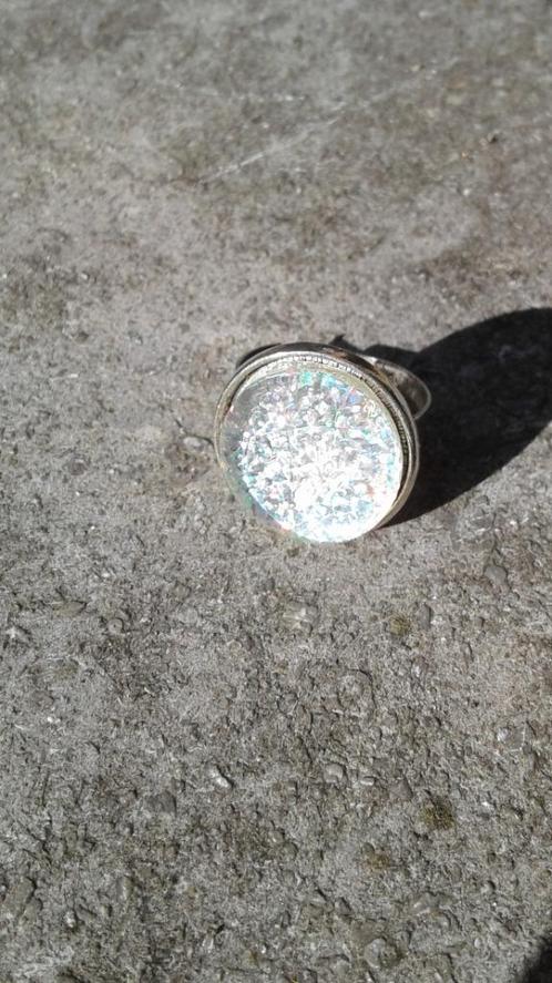 Nieuwe glanzend zilveren ronde cabochon ring, Handtassen en Accessoires, Ringen, Nieuw, Zilver, Zilver, Ophalen of Verzenden