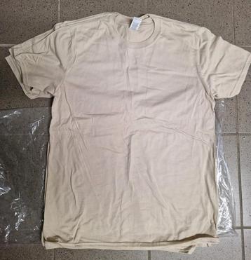 KATOENEN T-SHIRT beschikbaar voor biedingen