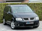 Vw Touran 1.6i * 7 Plaatsen * Airco *, Auto's, Volkswagen, Voorwielaandrijving, Monovolume, 1600 cc, Bedrijf