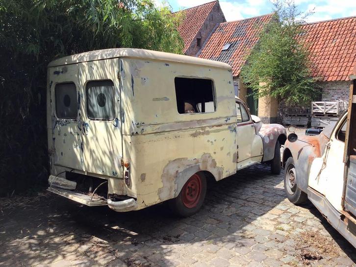 Peuogot ambulance., Auto's, Oldtimers, Particulier, Peugeot, Benzine, Overige carrosserie, 3 deurs, Handgeschakeld, Wit, Grijs