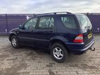 1998 - Mercedes-Benz - M-klasse - 230 - Personenauto, Auto's, Mercedes-Benz, Euro 2, Monovolume, Gebruikt, Overige brandstoffen