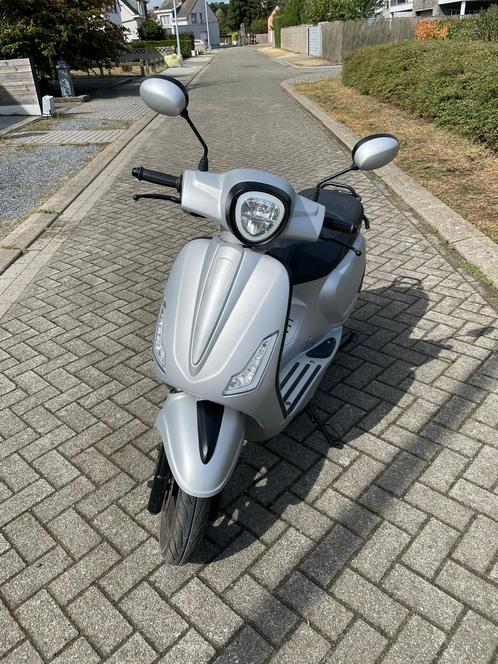Gts e Bravo in zeer goede staat, Fietsen en Brommers, Brommers | Overige merken, Zo goed als nieuw, Klasse B (45 km/u), Ophalen