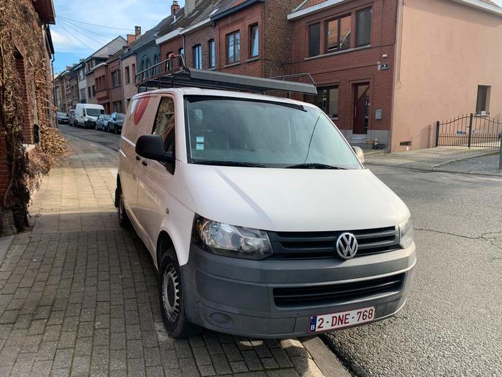 Camping-car Vw Transporter T5, Autos, Camionnettes & Utilitaires, Particulier, Attache-remorque, Volkswagen, Euro 5, Enlèvement