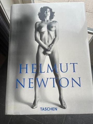 Helmut Newton Sumo TASCHEN