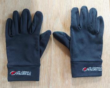 Sporthandschoenen voor tieners (13 tot 18 jaar) beschikbaar voor biedingen