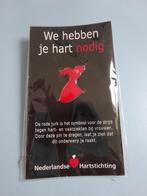 Pin rode jurk Nederlandse Hartstichting nieuw PIN hart nodig, Autres sujets/thèmes, Enlèvement ou Envoi, Insigne ou Pin's, Neuf