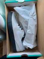 Nike SB Zoom Stefan Janoski Suede 2018 -Vast Grey maat 42.5, Enlèvement ou Envoi, Comme neuf