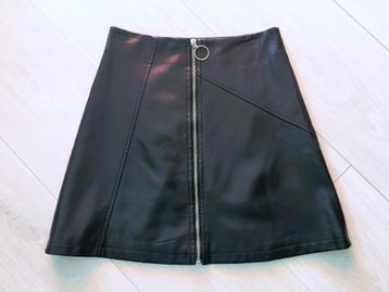  Daphnea Trendy en Stijlvolle PLU Lederen Rok - Mode-item!  beschikbaar voor biedingen