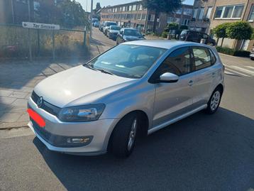 VW Polo – 5-deurs met Apple CarPlay, zuinig in verbruik. beschikbaar voor biedingen