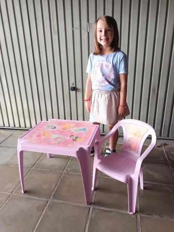 Table et chaise pour enfants Thème : Princesse