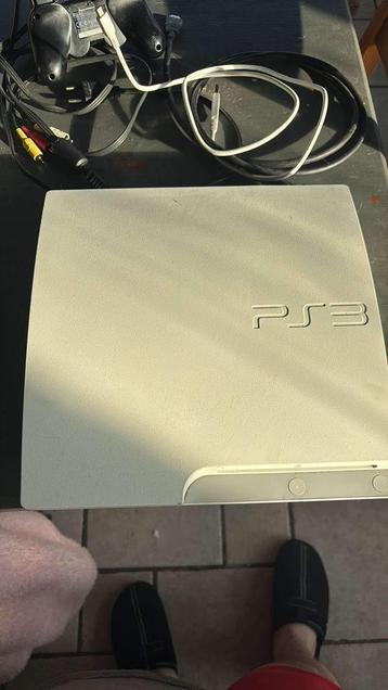 PS3 slim blanche  beschikbaar voor biedingen