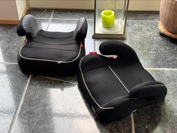 2 kinderzitjes verhoogkussens 1x Isofix en 1 x Riem beschikbaar voor biedingen