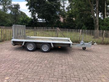 Hulco terrax 2 machine transporter BJ 2016 remorque beschikbaar voor biedingen