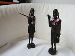Magnifique couple de statuettes africaines, en ébène, Enlèvement ou Envoi