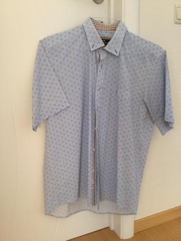 Chemise légère  beschikbaar voor biedingen