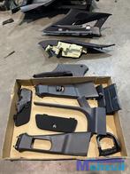 Mercedes A C CLA W176 W117 interieur losse delen partij, Auto-onderdelen, Gebruikt, Mercedes-Benz AG, Mercedes-Benz, Mercedesstrasse 120
70372  Stuttgart, DE